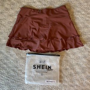 Swim skirt // BRAND NEW // Medium